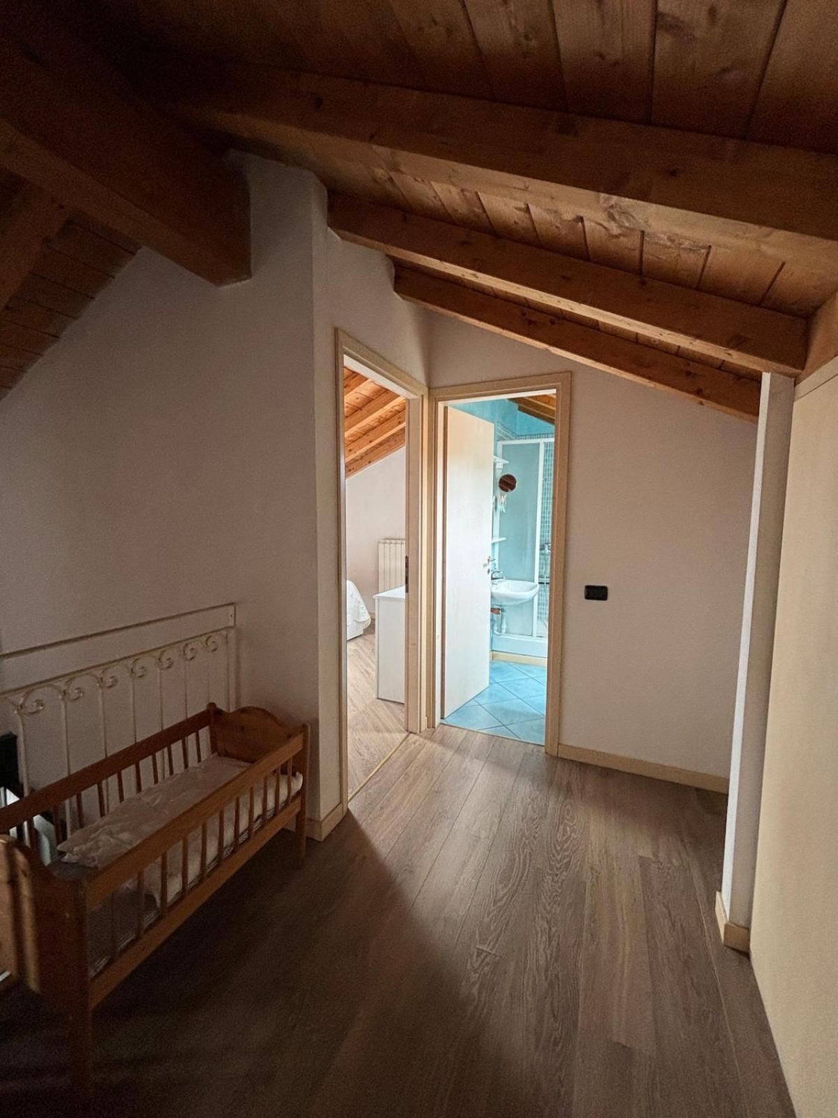 Apartment Largo IV Novembre San Fedele Intelvi Bagian luar foto